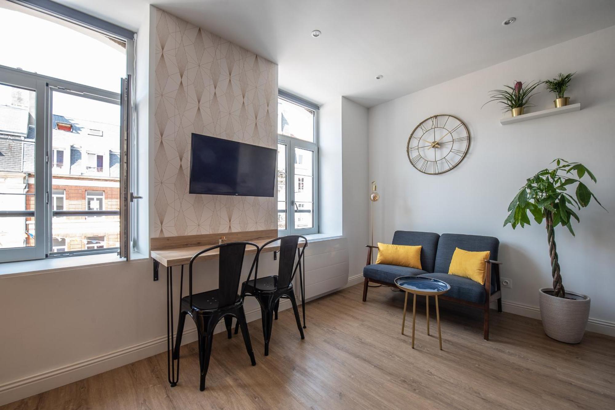 Au Nouveau Boulonnais - 4 Appartements Charmants Pour Couples, Familles Et Groupe D'Amis, Vieille Ville Et Centre Ville De Boulogne Sur Mer Zewnętrze zdjęcie