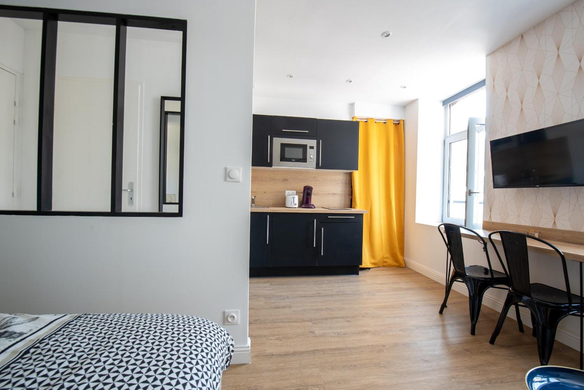 Au Nouveau Boulonnais - 4 Appartements Charmants Pour Couples, Familles Et Groupe D'Amis, Vieille Ville Et Centre Ville De Boulogne Sur Mer Zewnętrze zdjęcie