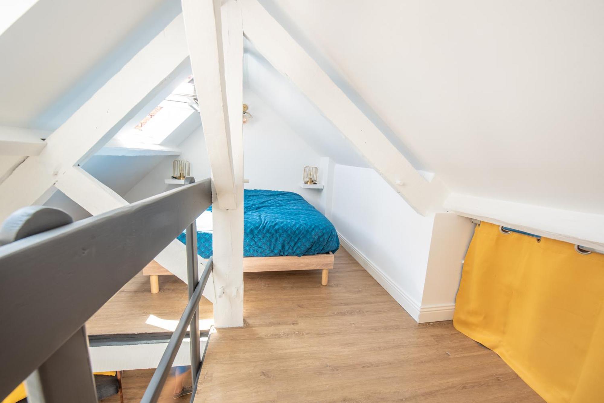 Au Nouveau Boulonnais - 4 Appartements Charmants Pour Couples, Familles Et Groupe D'Amis, Vieille Ville Et Centre Ville De Boulogne Sur Mer Zewnętrze zdjęcie